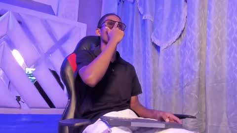 PARZIVAL online show from February 2026 07:37:02 PM