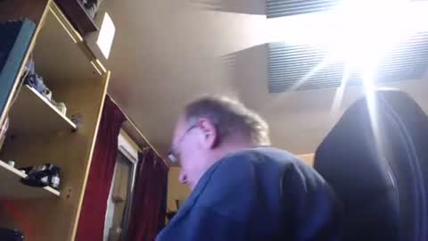 pascal88881 online show from October 2025 07:13:02 PM