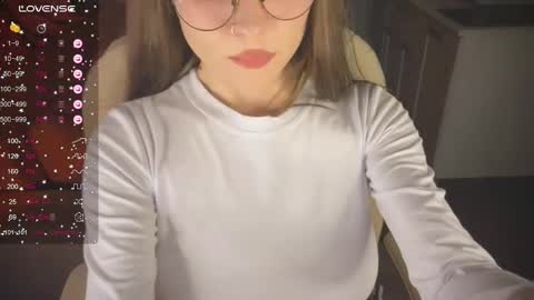 Snapshot of passiondesire_ chatting on January 2025 07:00:01 PM Zoe online show from January 2025 07:00:01 PM