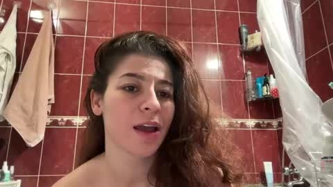 Snapshot of passionessa chatting on April 2026 07:57:02 AM Call me Miss Alice Careful Passion Queen online show from April 2026 07:57:02 AM