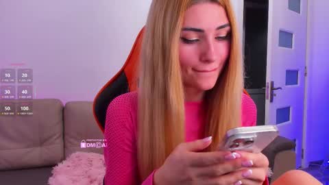 Snapshot of passionkc chatting on October 2025 03:25:01 PM passionkc online show from October 2025 03:25:01 PM