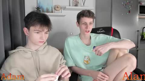 Snapshot of passionprince69 chatting on December 2025 12:21:01 PM Alan online show from December 2025 12:21:01 PM