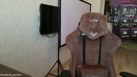 Snapshot of pathos_of_things chatting on March 2026 11:26:02 AM off - Tuesday and wednesdayfriday online show from March 2026 11:26:02 AM