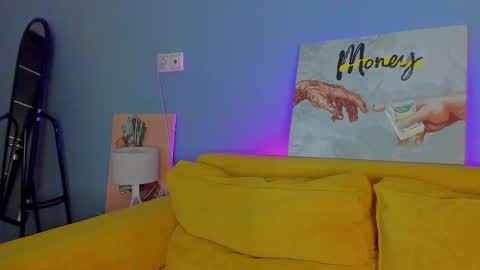 Snapshot of patricia_cox chatting on November 2025 08:44:01 PM Patricia GMT2 Wed-Thu 5-11am Sat-Mon 5-11am online show from November 2025 08:44:01 PM