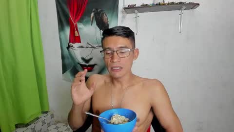 EDUAR Independent model online show from May 2026 02:31:01 AM