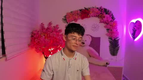 Snapshot of patrick_howland_ chatting on June 2026 03:40:01 AM Patrick online show from June 2026 03:40:01 AM