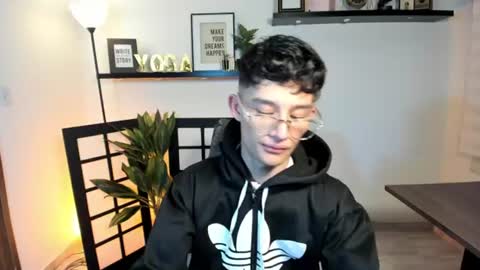 Snapshot of patrick_howland_ chatting on June 2026 04:07:02 AM Patrick online show from June 2026 04:07:02 AM