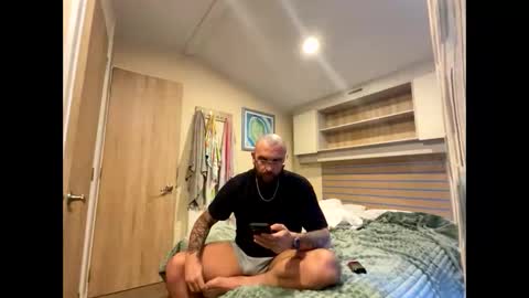 patrickmorris92 online show from April 2026 03:06:01 PM