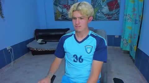 .... online show from October 2025 06:35:02 PM