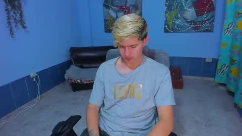 .... online show from November 2025 06:35:01 AM