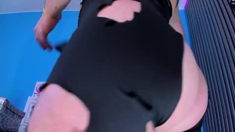 Snapshot of patty_jenkinss chatting on February 2025 03:47:02 AM Hi Pvt open Moans from lovense tell me Fav 113366 Especial level 33 online show from February 2025 03:47:02 AM