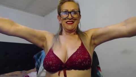 Patty online show from October 2025 09:59:02 PM
