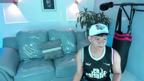 paul27__ online show from December 2025 03:12:02 AM