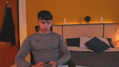 Snapshot of paul_evanss chatting on December 2024 02:33:01 PM Paul online show from December 2024 02:33:01 PM