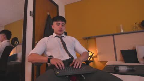 Snapshot of paul_evanss chatting on January 2025 01:09:01 PM Paul online show from January 2025 01:09:01 PM