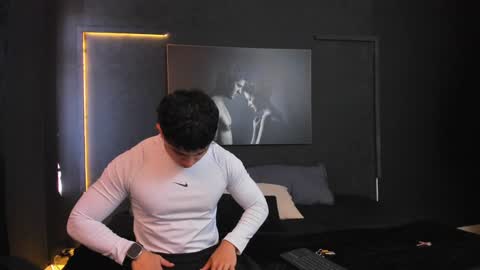 Snapshot of paul_evanss chatting on February 2025 01:08:02 PM Paul online show from February 2025 01:08:02 PM