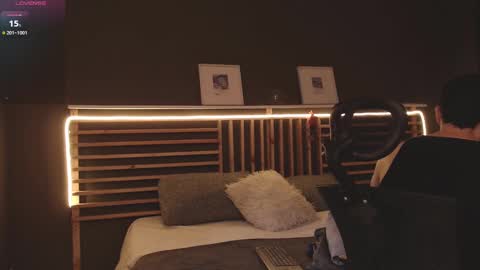 Snapshot of paul_evanss chatting on February 2025 12:09:02 PM Paul online show from February 2025 12:09:02 PM