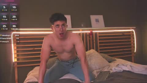 Snapshot of paul_evanss chatting on March 2025 06:33:02 PM Paul online show from March 2025 06:33:02 PM