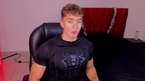 Snapshot of paul_george212 chatting on November 2025 03:45:02 PM Paull George online show from November 2025 03:45:02 PM