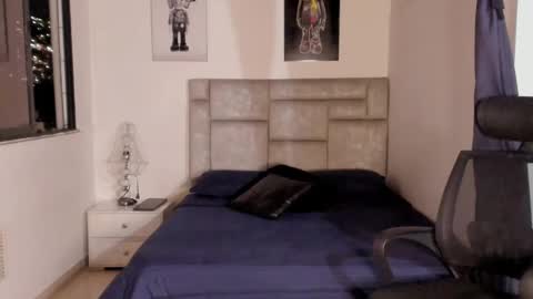 PAUL ROGER online show from October 2025 12:16:02 AM