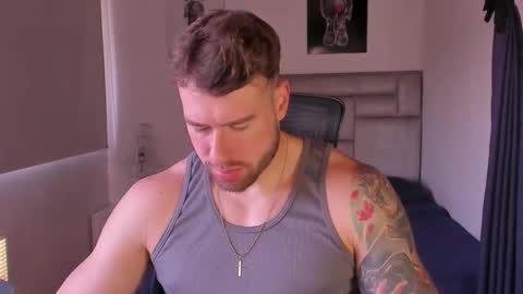 PAUL ROGER online show from March 2026 01:41:01 PM