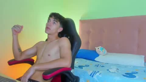 paul_sexycock online show from January 2025 06:43:02 PM