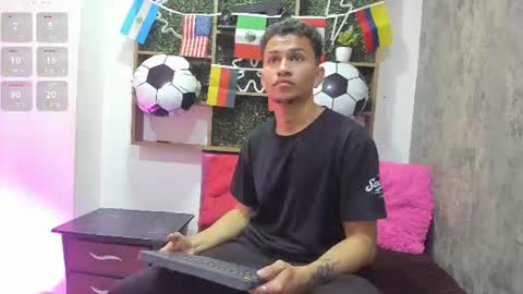 Paul online show from June 2026 06:57:02 PM