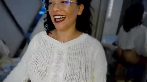 Paula online show from February 2025 08:57:01 PM