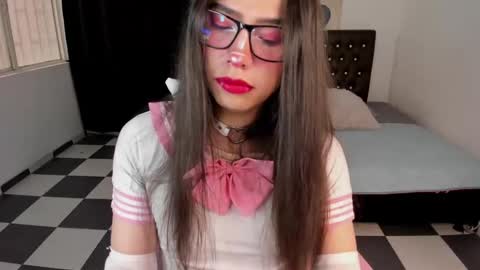 Snapshot of paula_kawaiifu chatting on December 2024 05:11:01 PM CALL ME PAULA online show from December 2024 05:11:01 PM