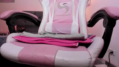 Snapshot of paula_kawaiifu chatting on October 2025 01:53:02 PM CALL ME PAULA online show from October 2025 01:53:02 PM