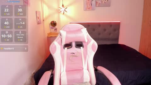 Snapshot of paula_kawaiifu chatting on October 2025 02:36:02 PM CALL ME PAULA online show from October 2025 02:36:02 PM
