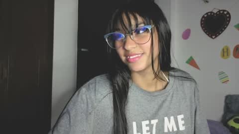 Snapshot of paulacutexs chatting on April 2026 03:07:02 AM Paula online show from April 2026 03:07:02 AM