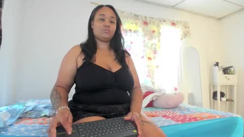 paulastone24 online show from January 2026 01:26:01 PM