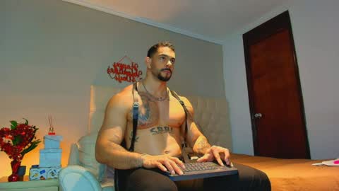 paul online show from June 2026 04:55:01 PM