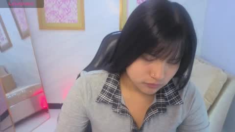 Live 800am 200pm COLOMBIAN HOUR online show from April 2026 01:01:01 PM