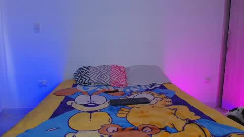Paulina online show from June 2026 01:03:01 PM