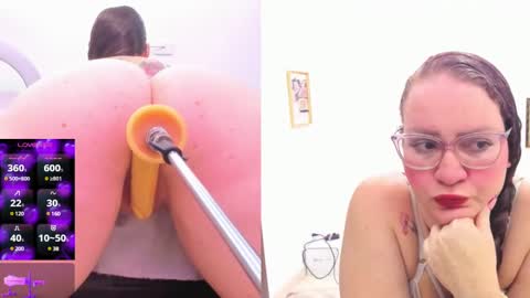 Snapshot of paulina_davis_ chatting on February 2025 03:21:01 AM Paulina Davis online show from February 2025 03:21:01 AM