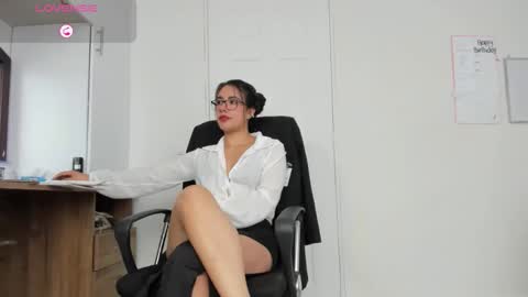 Snapshot of paulina_dossantos chatting on October 2025 06:41:02 PM paulina online show from October 2025 06:41:02 PM