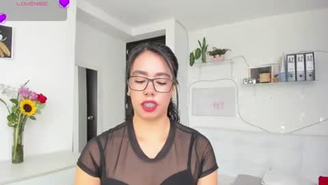 Snapshot of paulina_dossantos chatting on July 2026 06:57:02 PM paulina online show from July 2026 06:57:02 PM