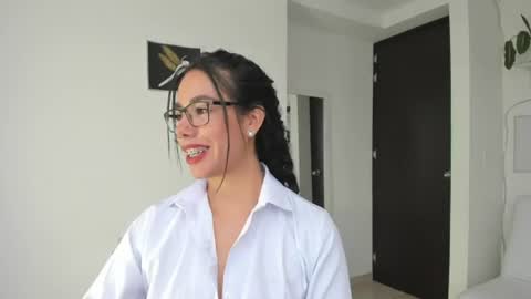 Snapshot of paulina_dossantos chatting on July 2026 07:39:01 PM paulina online show from July 2026 07:39:01 PM