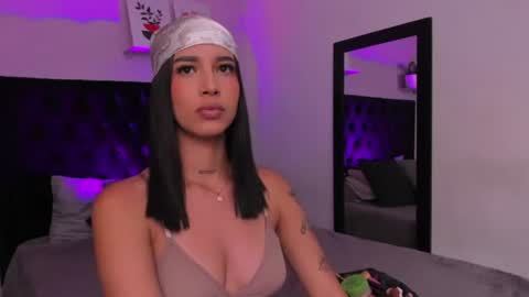 Snapshot of paulina_lopezz chatting on July 2026 06:38:01 AM PAULINA online show from July 2026 06:38:01 AM
