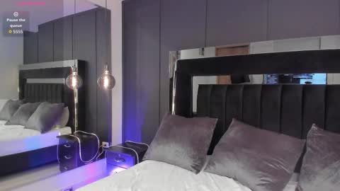 Paulina online show from December 2025 09:52:02 PM