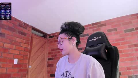 Paulina online show from January 2025 01:42:02 AM