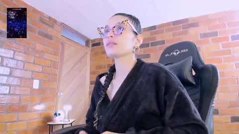 Paulina online show from January 2025 03:46:02 PM