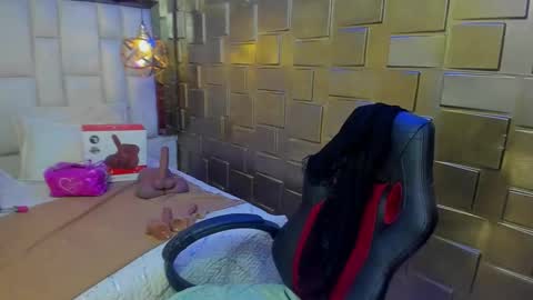 paulinabelen21 online show from March 2026 02:37:01 AM