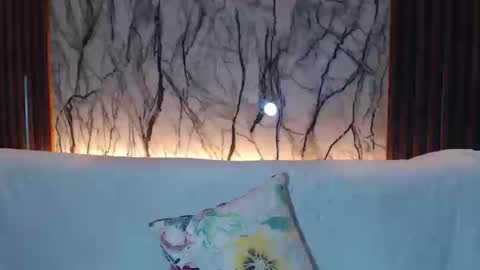 Pauline online show from November 2025 11:40:02 PM