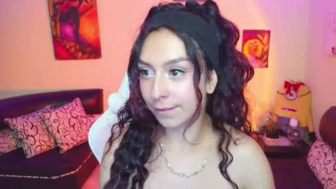 Paula San online show from May 2026 09:56:02 PM