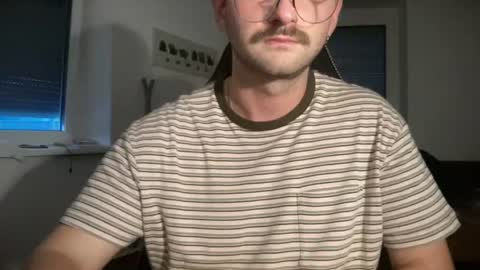 Snapshot of paulsimpsn chatting on July 2026 06:35:01 PM love bush online show from July 2026 06:35:01 PM