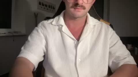 Snapshot of paulsimpsn chatting on July 2026 07:30:02 PM love bush online show from July 2026 07:30:02 PM