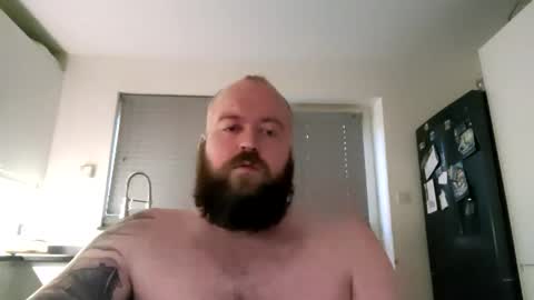 pauluk24 online show from February 2026 07:37:01 AM